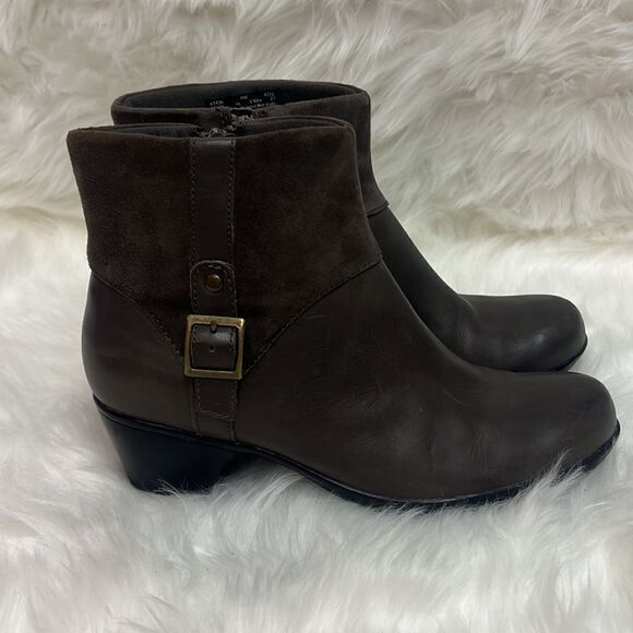 Clark’s Ingalls Dover Brown Side Zip Buckle Boots Booties. Sz 9 D20 - Picture 6 of 9